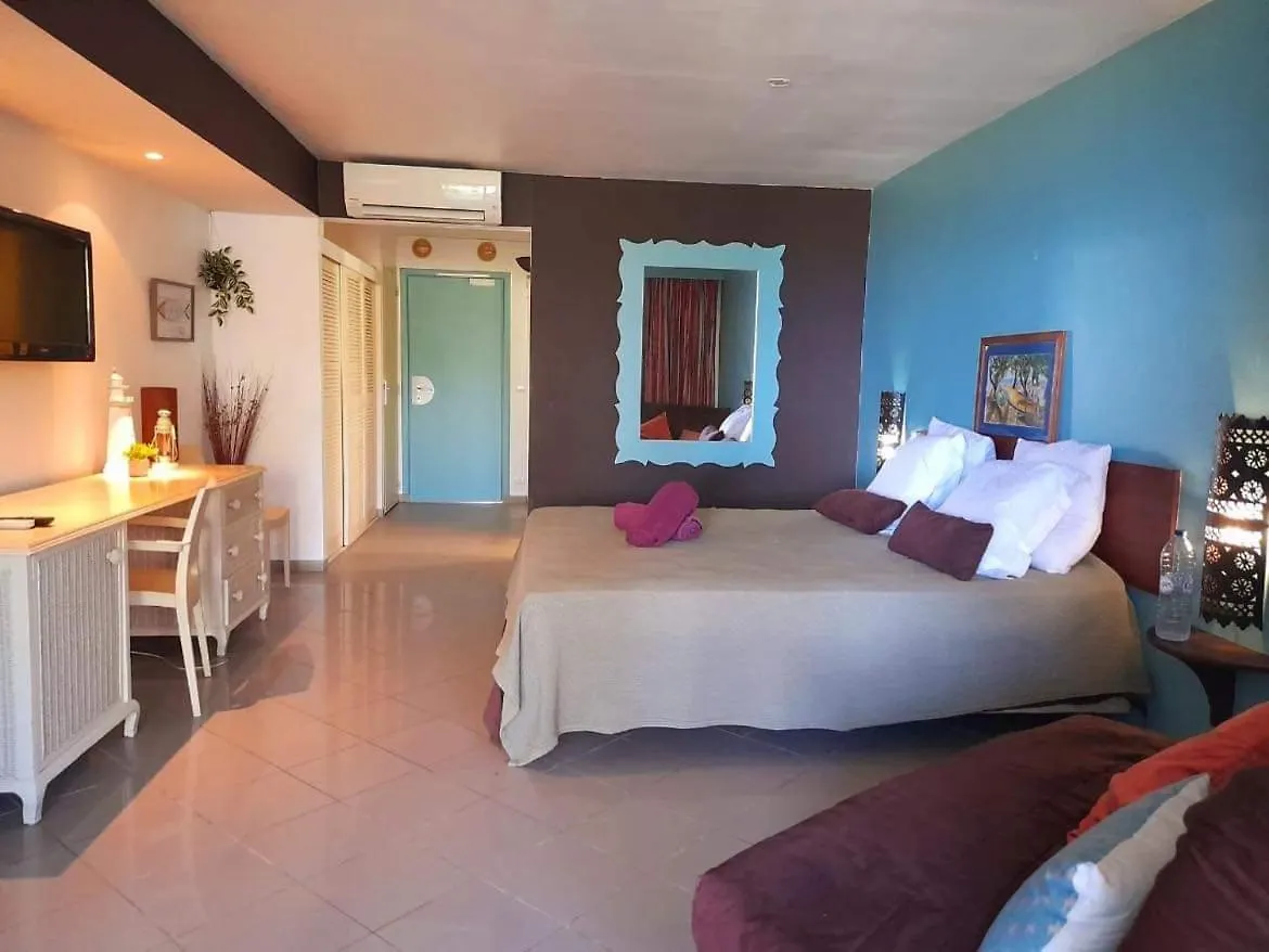 Ilet Bleu Studio Cosy Rdc Vue Mer Et Jardin - Acces Direct Plage Le Gosier  0*, Le Gosier (Grande-Terre) Guadeloupe